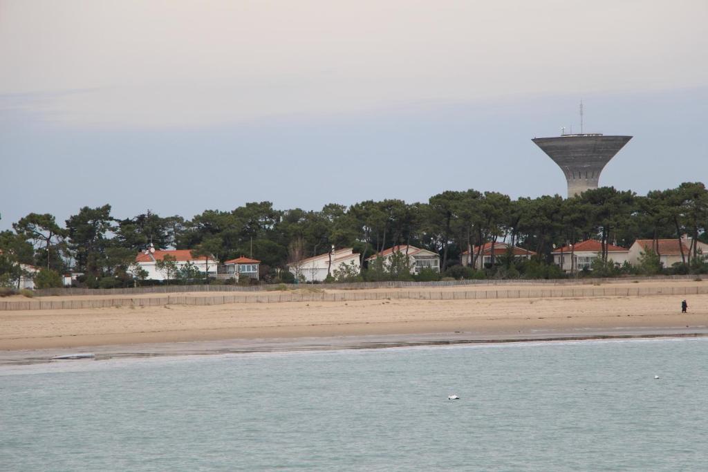 Au Petit Bonheur Hotel La Tranche-sur-Mer Exterior foto